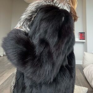 VINTAGE Topaz Fur Coat. Made in Greece